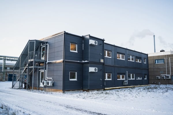 Moduulista on moneksi – Eastman valitsi Adapteon moduulirakennuksen toimiston väistötilaksi