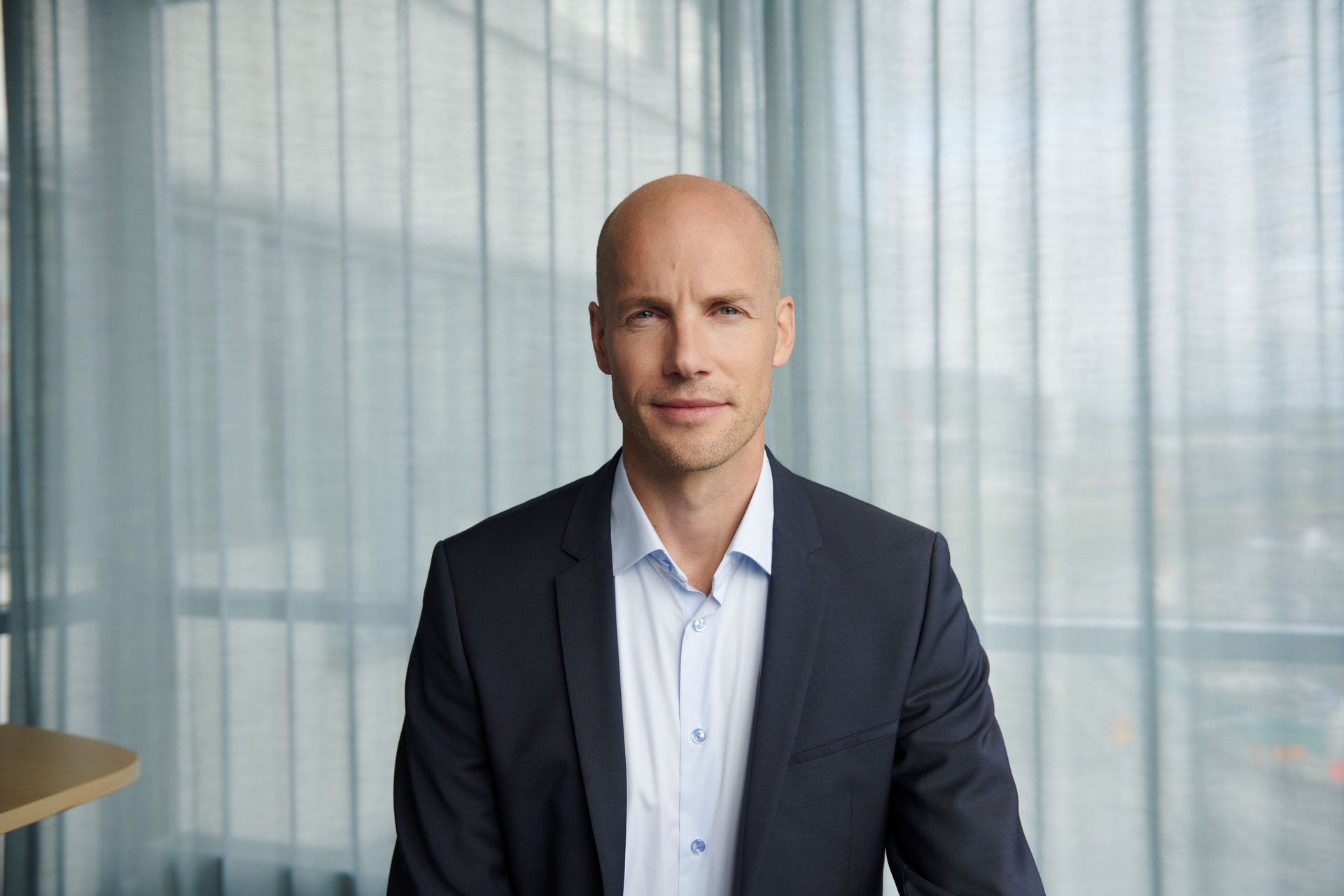 <p><span><span><strong>Adapteo Group, the leading provider of adaptable buildings in Northern Europe, announces the appointment of Ola Skogö as the new Managing Director for Adapteo Sweden and EVP Sweden and Norway. Ola Skogö assumed the new position on 24 April and reports directly to Johanna Persson, President and CEO, Adapteo Group</strong><span>.</span></span></span></p>

<p><span><span>Ola Skogö, was recruited to Adapteo Group’s management team as head of Business Area for Finland, Norway and Denmark in 2021 and has played a key role in Adapteos rapid growth journey. As Adapteo now continues its expansion, Ola Skogö will take over the operational lead for Adapteo Sweden as Managing Director while remaining his responsibility for the Norwegian businesses.</span></span></p>

<p><span><span>&nbsp;</span></span></p>

<p><span><span>We are delighted to welcome Ola as he steps into his new role leading operations in Adapteo's largest market. With his impressive commercial background gained from holding several leading roles at customer-focused service companies, as well as his experience working within Adapteo Group, Ola is an invaluable asset to the company as we continue to expand our business in Sweden,” said Johanna Persson, President and CEO of Adapteo Group. </span></span></p>

<p><span><span><span>&nbsp;</span></span></span></p>

<p><span><span>Before joining Adapteo, Ola held the role as Managing Director at Aviator Sweden, an aviation service provider offering ground services to Swedish airports and airlines. Prior to that, he held several executive level roles at the facility management service company Coor, both in Sweden and internationally. In his new role at Adapteo Sweden he will be responsible for leading the Swedish operations and ensuring the continued success of its sustainable adaptable building solutions.</span></span></p>

<p><span><span>&nbsp;</span></span></p>

<p><span><span>"I am honored to take on this role. Adapteo Sweden has had an impressive journey, and I am excited to continue developing our offerings and building adaptable societies in collaboration with our brilliant team and customers across Sweden", said Ola Skogö, newly appointed Managing Director for Adapteo Sweden and EVP Sweden and Norway.</span></span></p>
